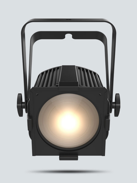 EVEP140VW VARIABLE-WHITE WASH LIGHT FOR MOBILE LIGHTING PROFESSIONALS, BUILT-IN GEL FRAME HOLDER