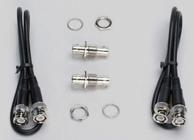 UA600 FRONT MOUNT ANTENNA KIT INCLUDES 2 COAXIAL CABLES AND 2 BULKHEAD ADAPTERS